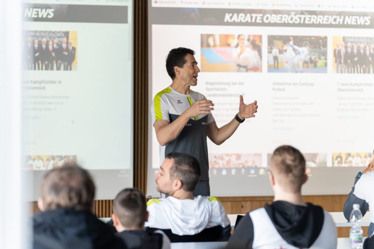 Ewald Roth beim Karate Oberösterreich Tag im Olympiazentrum Linz